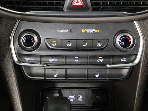 Used 2020 Hyundai Santa Fe SEL FWD image 20
