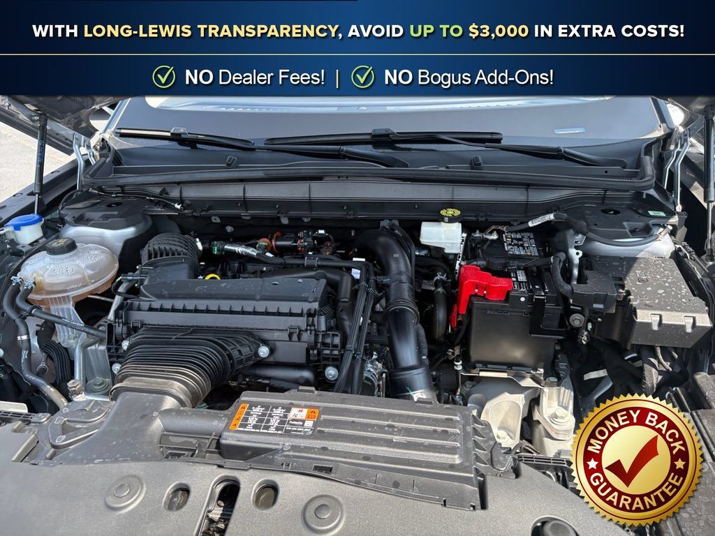 Used 2025 Lincoln Nautilus Reserve AWD/4WD image 25