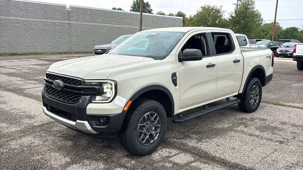 New 2026 Ford Ranger XLT w/ Advanced Towing Package AWD/4WD image 3