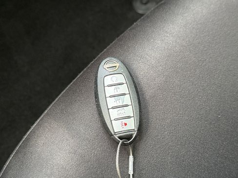 Used 2024 Nissan Altima 2.5 SV FWD image 20