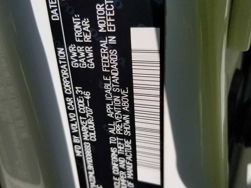 Used 2017 Volvo S90 T6 Inscription w/ Vision Package image 10