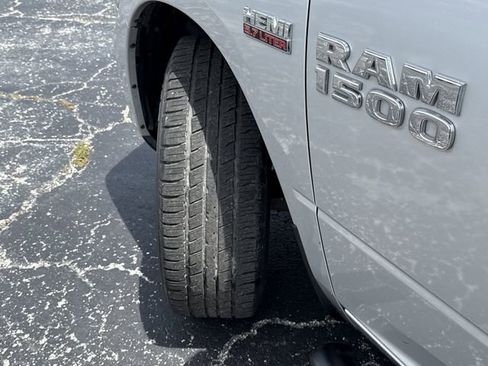 Used 2013 RAM 1500 Express RWD image 45