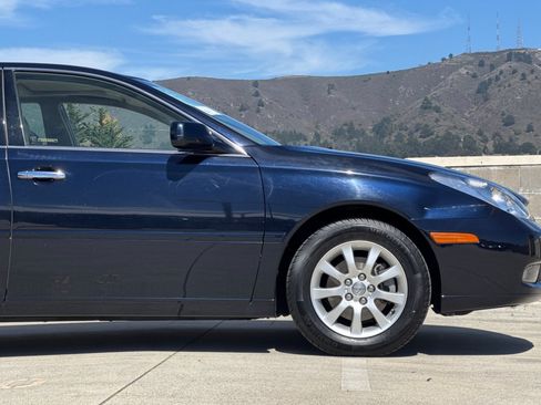 Used 2004 Lexus ES 330 FWD image 32