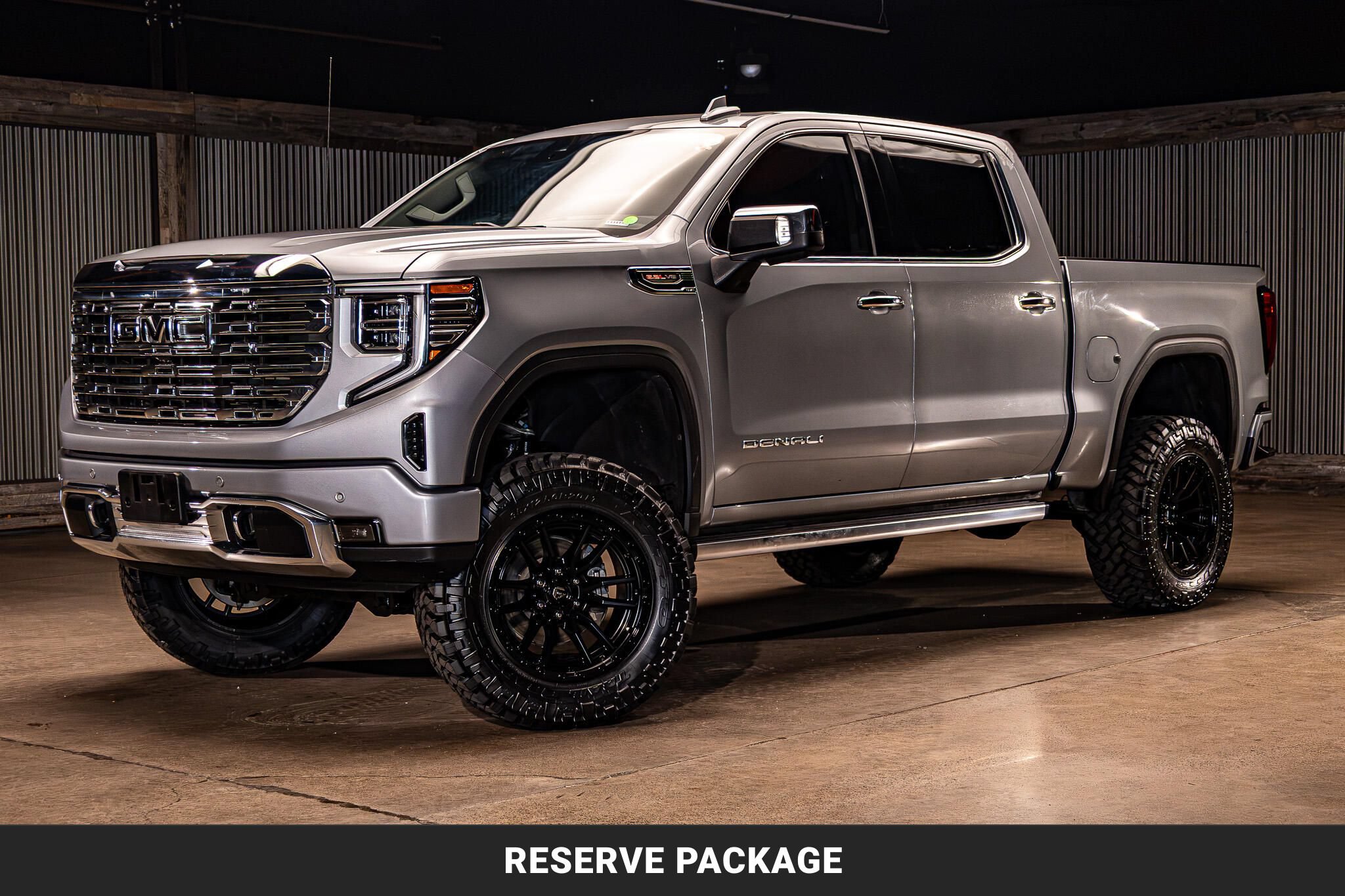 Used 2025 GMC Sierra 1500 Denali w/ Denali Reserve Package AWD/4WD image 5