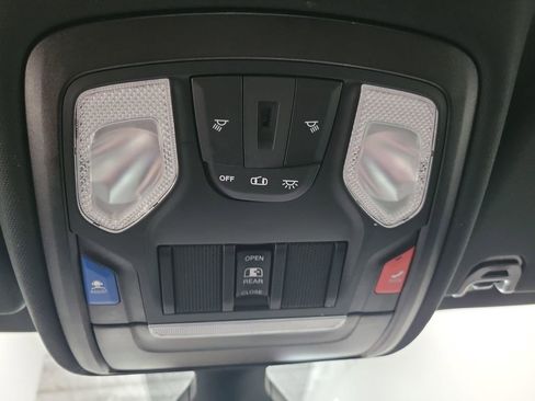 Used 2023 RAM 1500 Big Horn AWD/4WD image 46