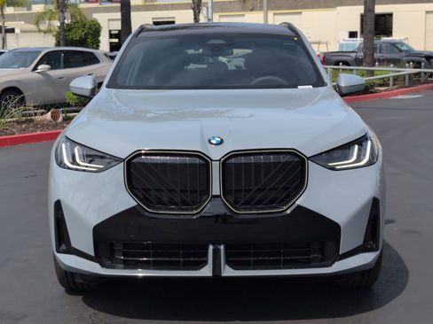 New 2026 BMW X3 xDrive30 w/ M Sport Package image 3