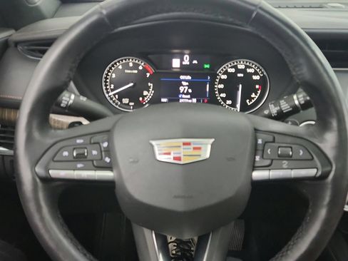Certified 2023 Cadillac XT4 Premium Luxury AWD/4WD image 16