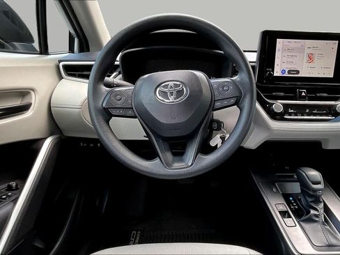 Used 2026 Toyota Corolla Cross L FWD image 6