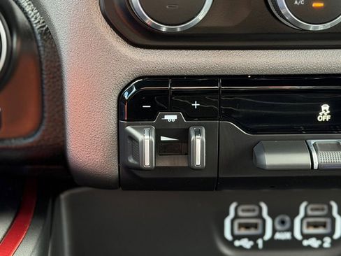 Used 2022 RAM 1500 Rebel w/ Rebel Level A Equipment Group AWD/4WD image 19
