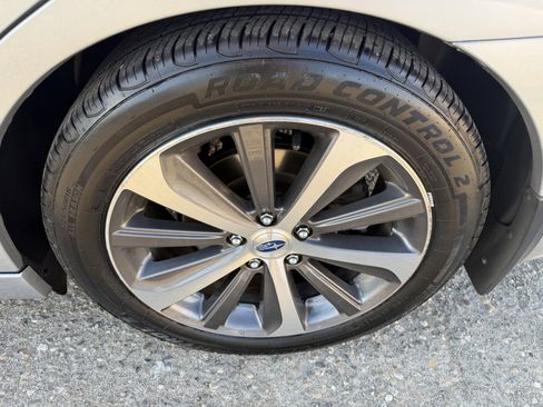 Used 2016 Subaru Legacy 3.6R Limited AWD/4WD image 27