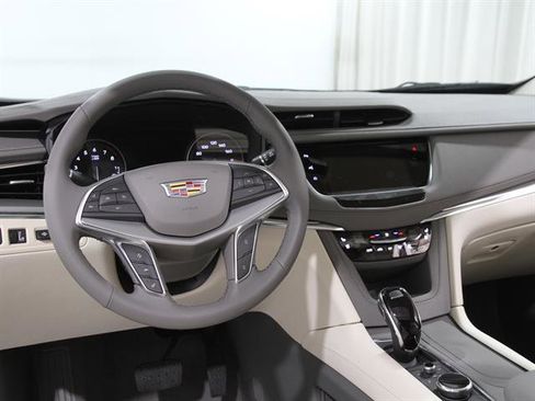 New 2026 Cadillac XT5 Premium Luxury w/ Driver Assist Package image 6