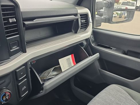 Certified 2023 Ford F350 XLT w/ FX4 Off-Road Package image 28