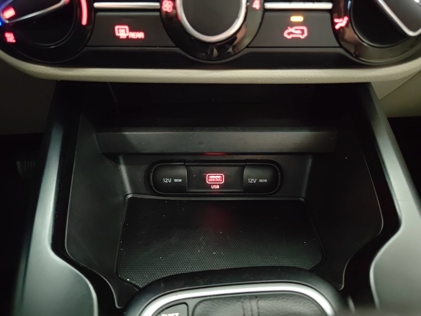Used 2020 Kia Soul LX FWD image 23