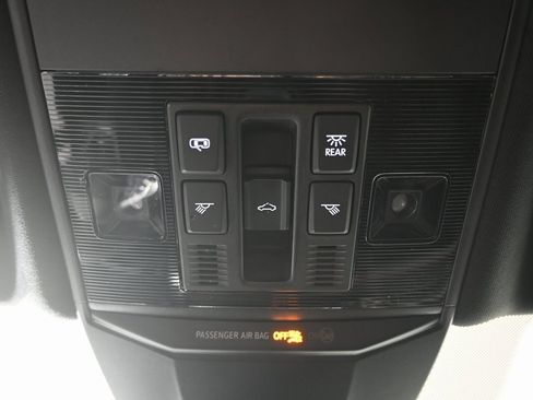 Used 2023 Volkswagen Arteon SEL Premium image 32