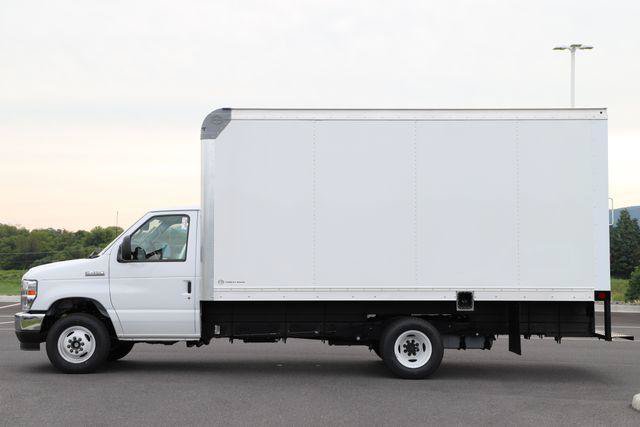 New 2027 Ford E-450 and Econoline 450 Super Duty w/ Power Equipment Group RWD image 3