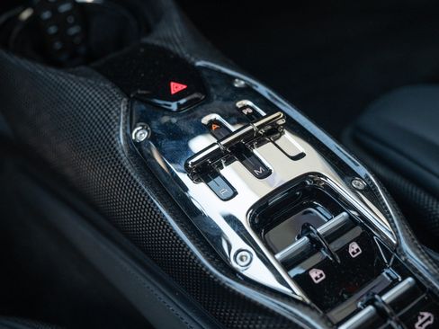 Used 2024 Ferrari SF90 Spider AWD/4WD image 45