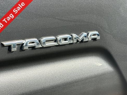 Used 2019 Toyota Tacoma SR5 image 25