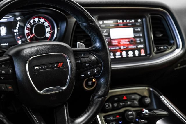 Used 2015 Dodge Challenger R/T Plus RWD image 20