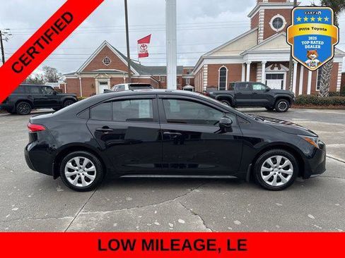 Certified 2025 Toyota Corolla LE FWD image 4