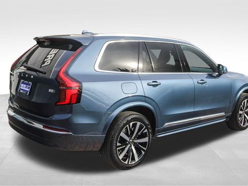 Certified 2025 Volvo XC90 B5 Core w/ Climate Package image 11