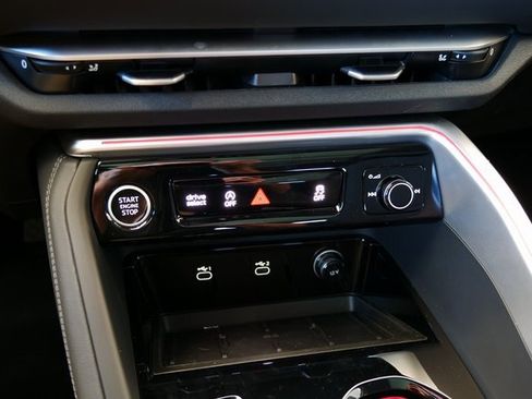 New 2025 Audi Q5 Premium Plus image 24