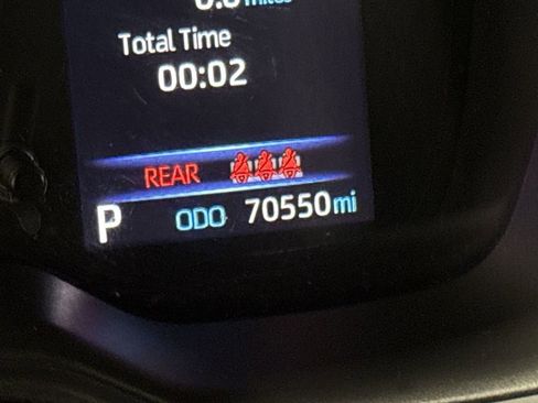 Used 2022 Toyota Corolla LE FWD image 13