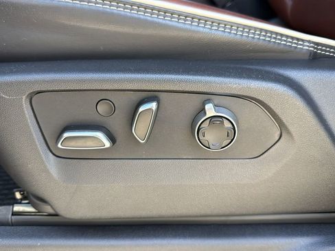 Used 2025 GMC Sierra 1500 Denali Ultimate image 7