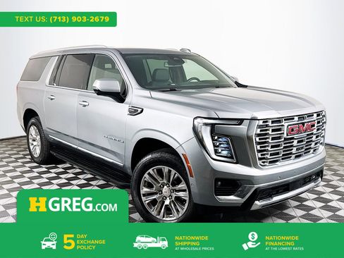 Used 2025 GMC Yukon XL Denali AWD/4WD image 1
