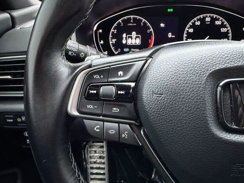 Used 2022 Honda Accord Sport image 19