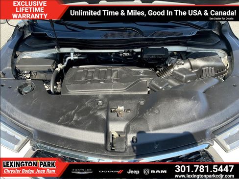 Used 2017 Acura MDX w/ Technology Package AWD/4WD image 30