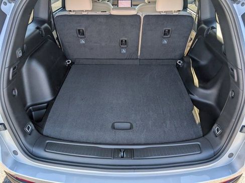 New 2025 Jeep Grand Cherokee Limited w/ Luxury Tech Group II image 14