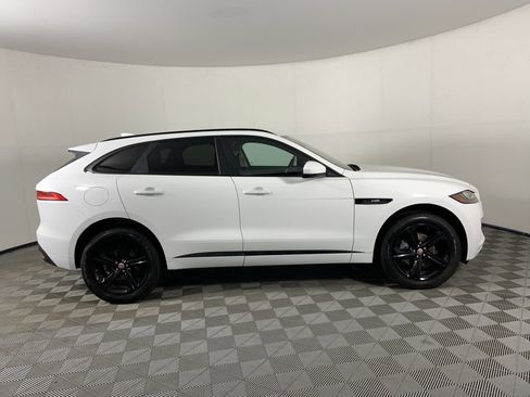 Used 2017 Jaguar F-PACE R-Sport image 2