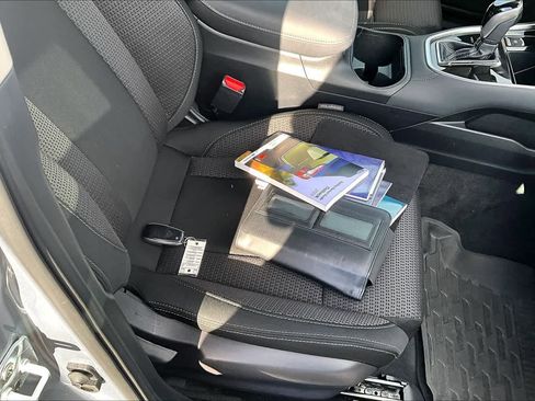 Used 2023 Subaru Outback Premium image 20