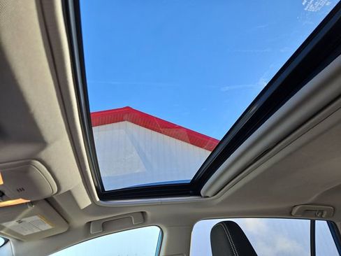 Used 2016 Toyota RAV4 XLE AWD/4WD image 23