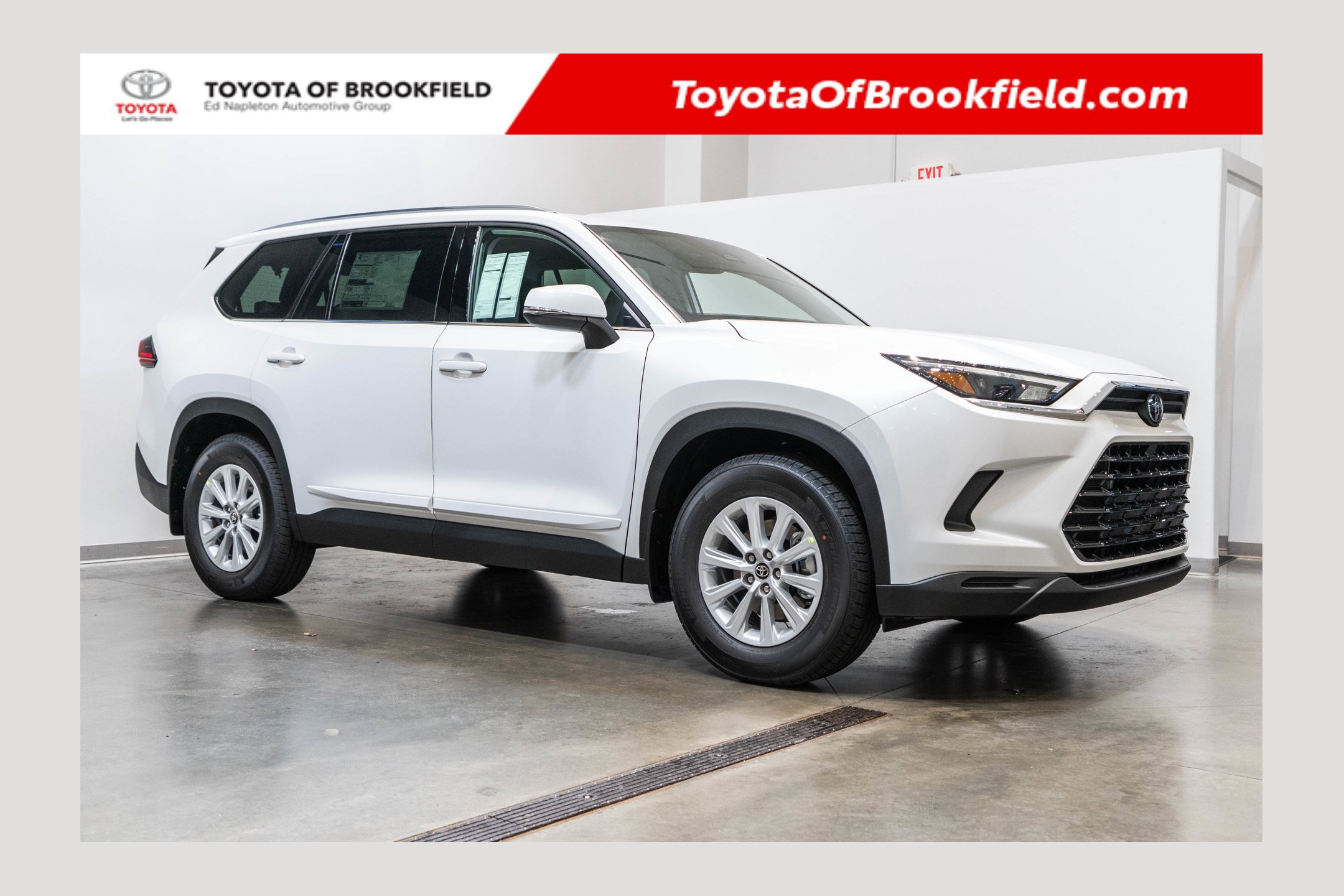 New 2026 Toyota Grand Highlander XLE FWD image 1