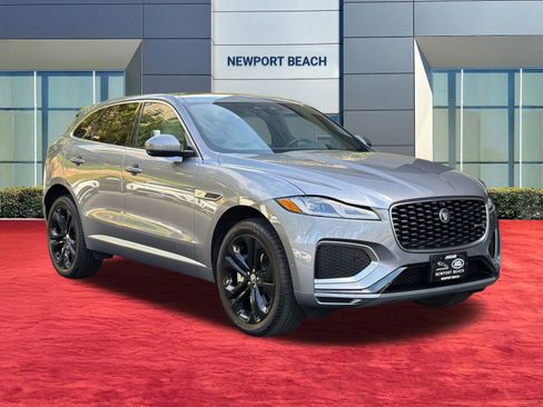 Used 2025 Jaguar F-PACE R-Dynamic S image 8