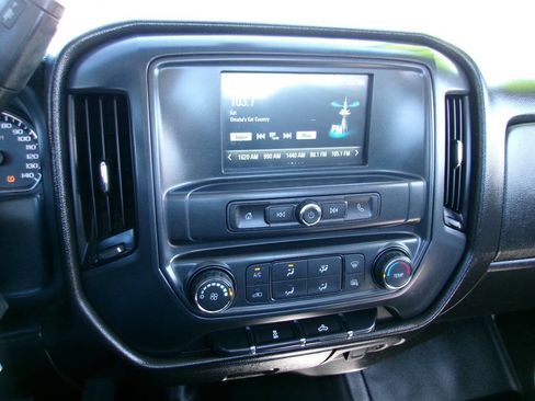 Used 2018 GMC Sierra 1500 4x4 Regular Cab w/ Sierra Convenience Package image 11