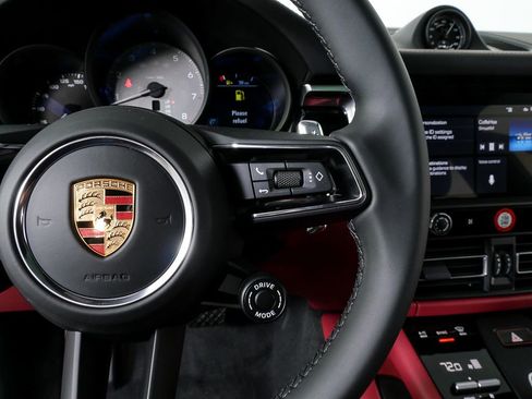 New 2026 Porsche Macan S image 11