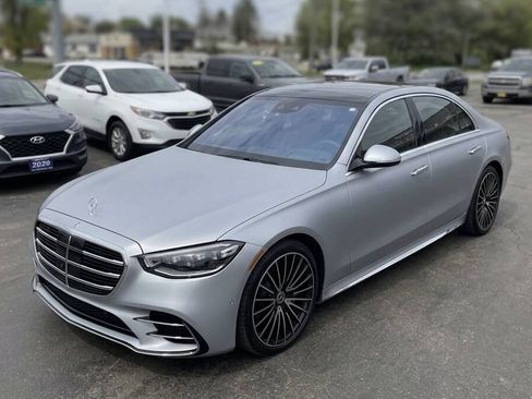 Used 2023 Mercedes-Benz S 580 4MATIC Sedan image 2