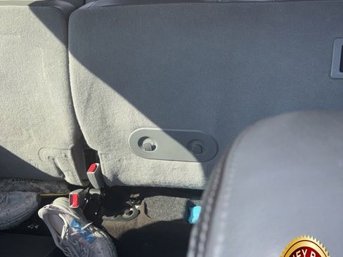 Used 2011 Ford F150 Platinum image 5