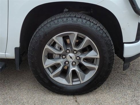 Used 2021 Chevrolet Silverado 1500 RST image 11