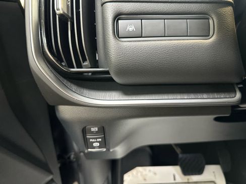 Certified 2025 Nissan Armada SV AWD/4WD image 22