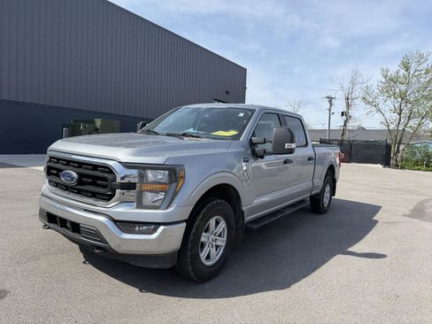 Used 2023 Ford F150 XLT w/ Trailer Tow Package image 7