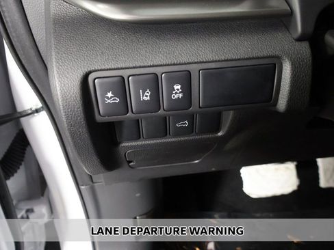 New 2026 Mitsubishi Eclipse Cross Black Edition AWD/4WD image 5