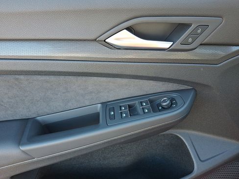 Used 2023 Volkswagen GTI S image 13