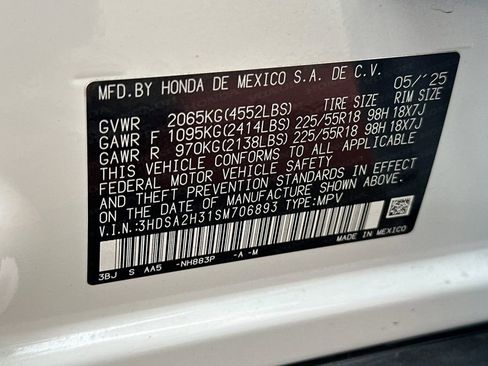 Certified 2025 Acura ADX AWD image 29