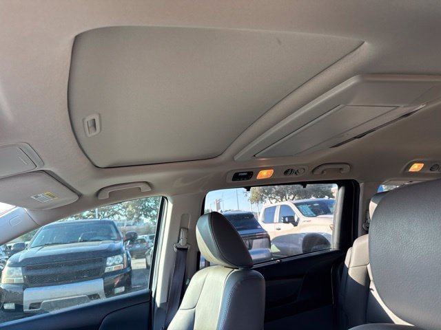 Used 2016 Honda Odyssey Touring image 7