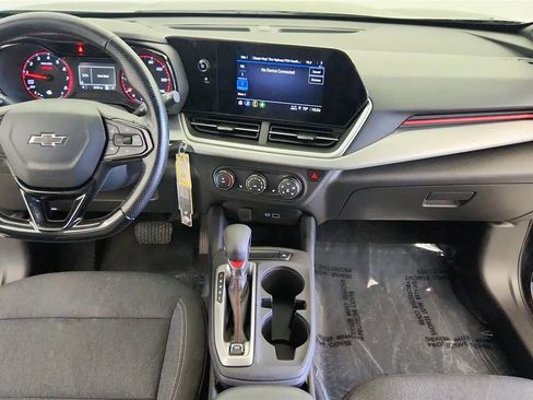 Used 2024 Chevrolet Trax RS w/ Driver Confidence Package FWD image 34