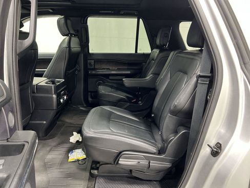 Used 2018 Ford Expedition Max Limited w/ Equipment Group 302A AWD/4WD image 7
