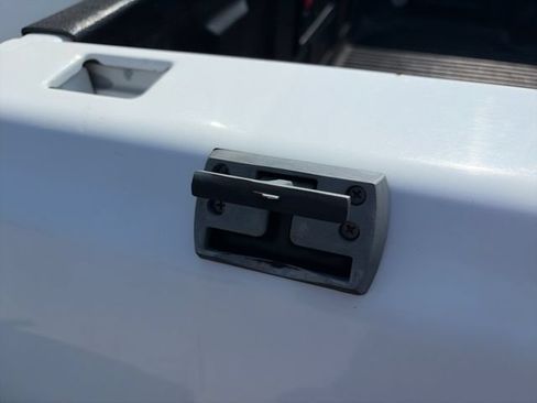Used 2004 Chevrolet Silverado 1500 4x4 Regular Cab image 24